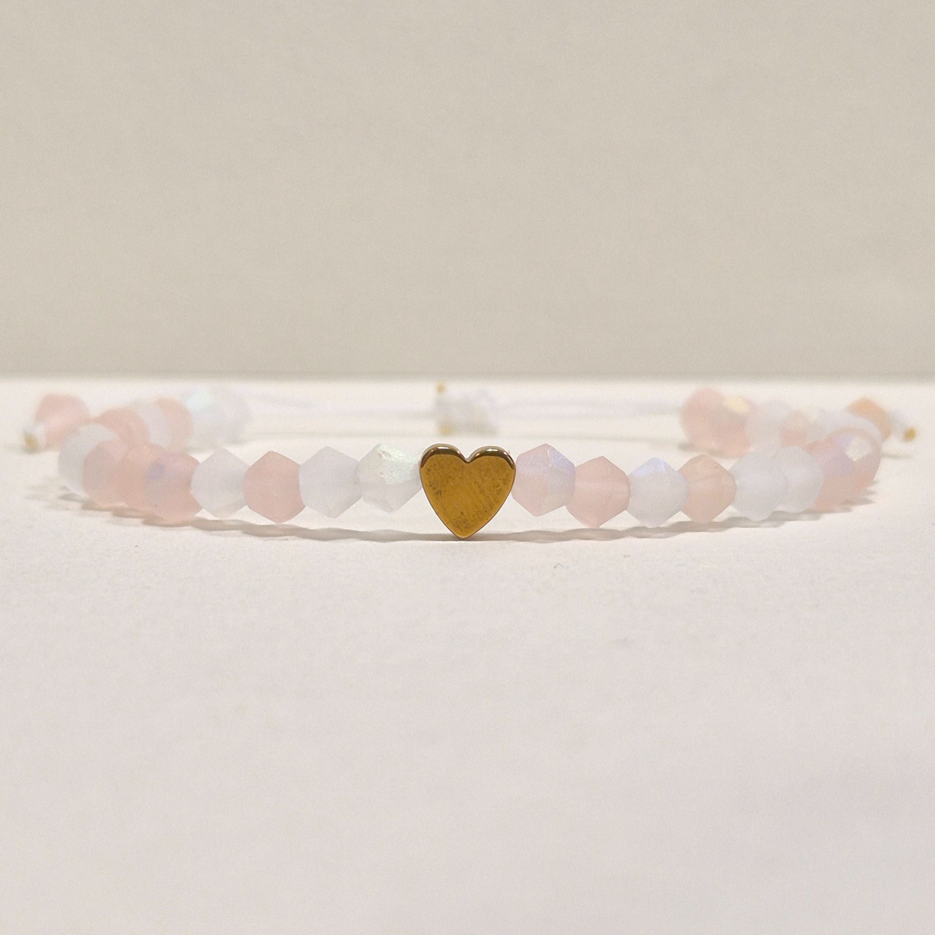 Šňůrkový náramek 