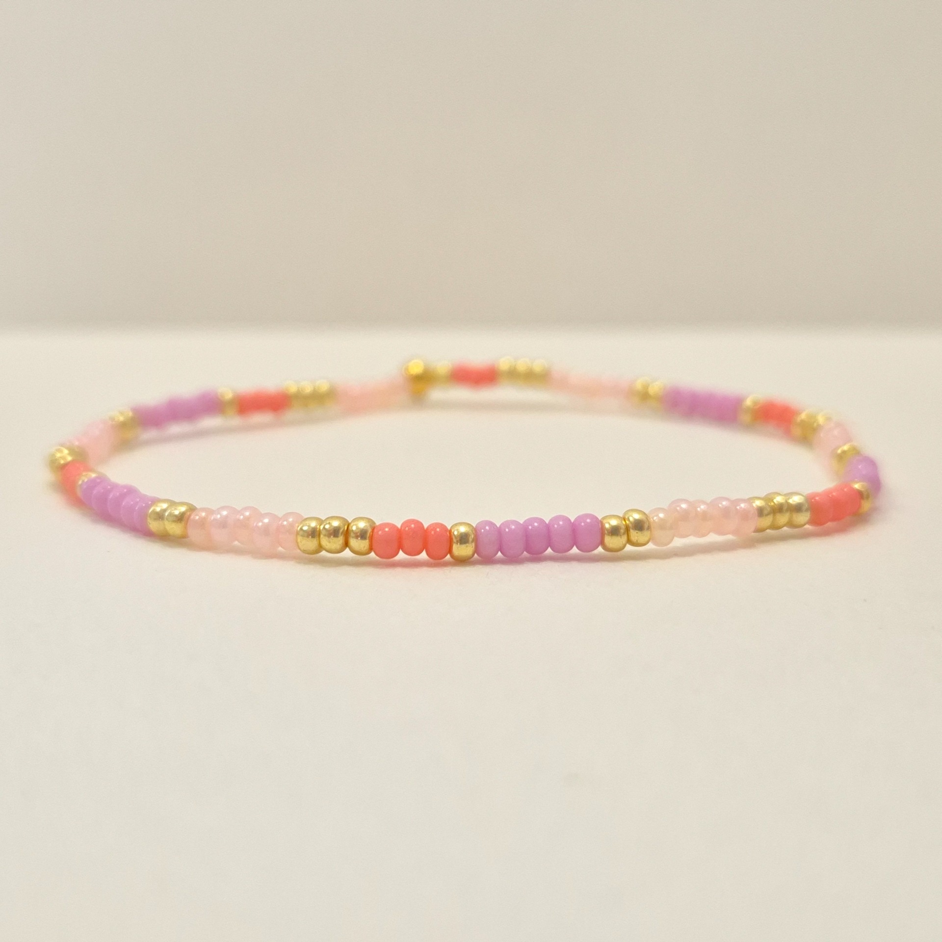 Korálkový náramek