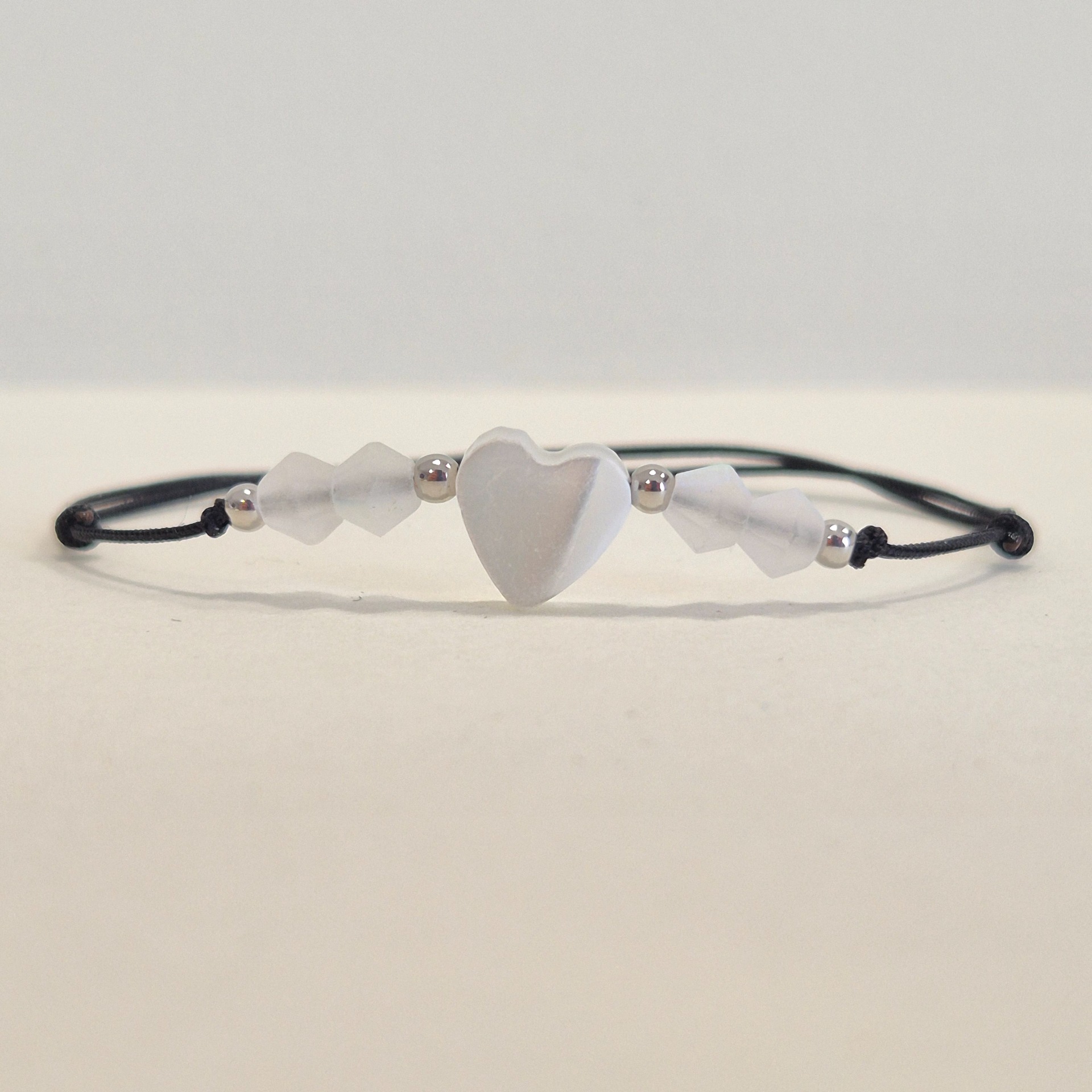 Šňůrkový náramek 