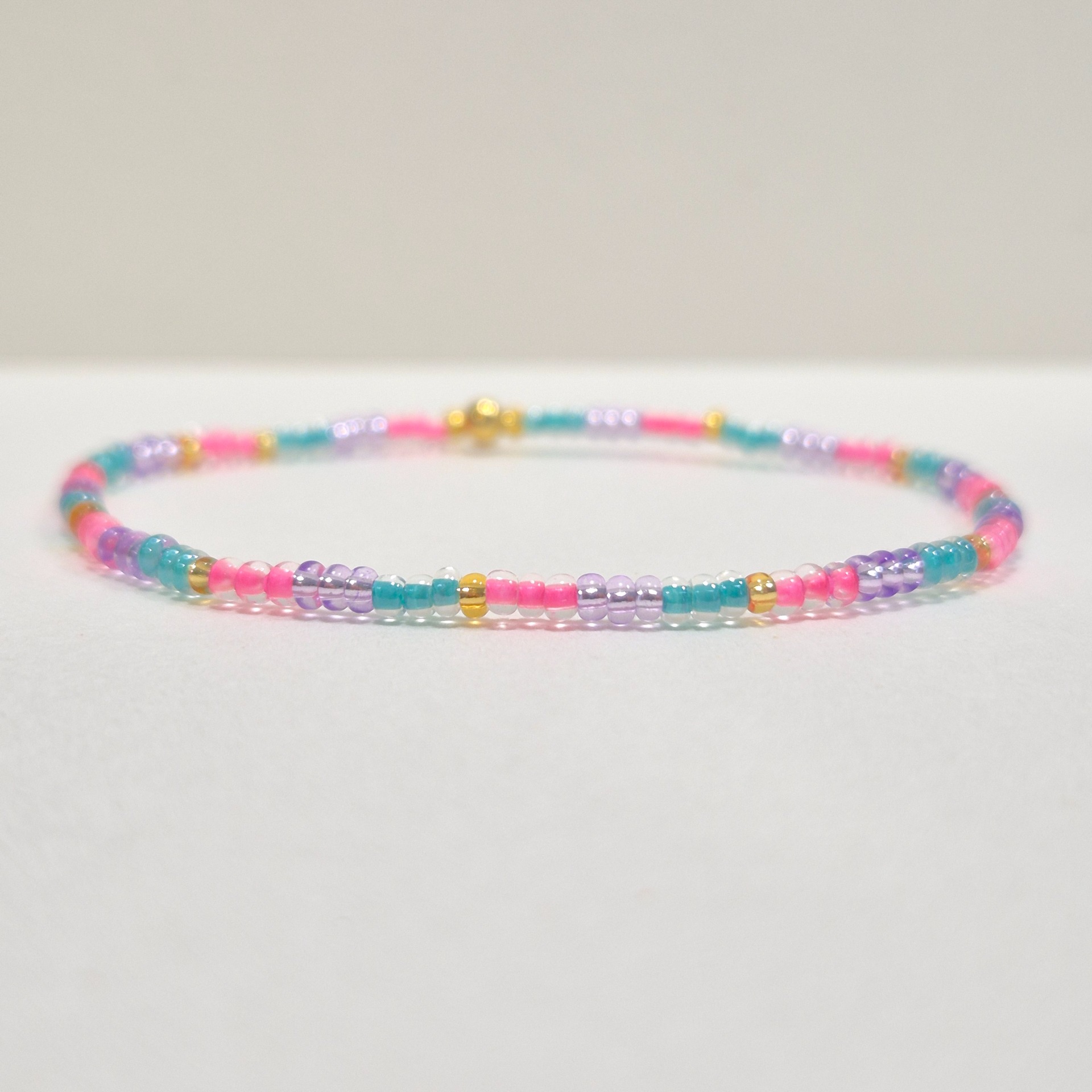 Korálkový náramek 