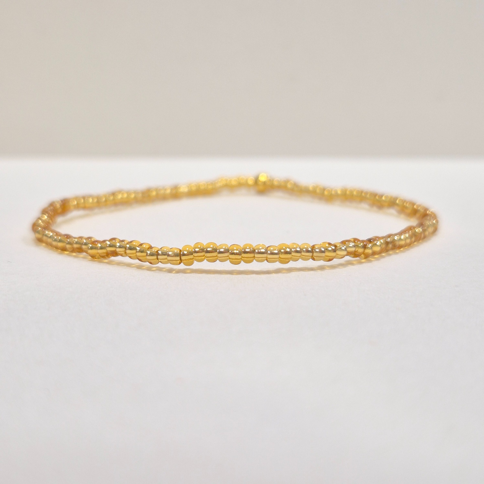 Korálkový náramek 