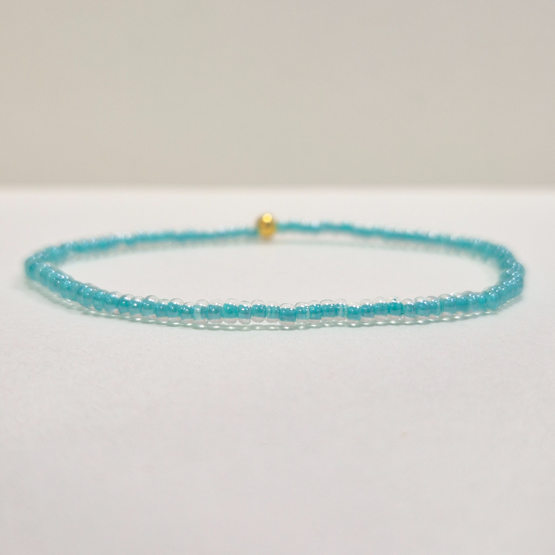 Korálkový náramek 