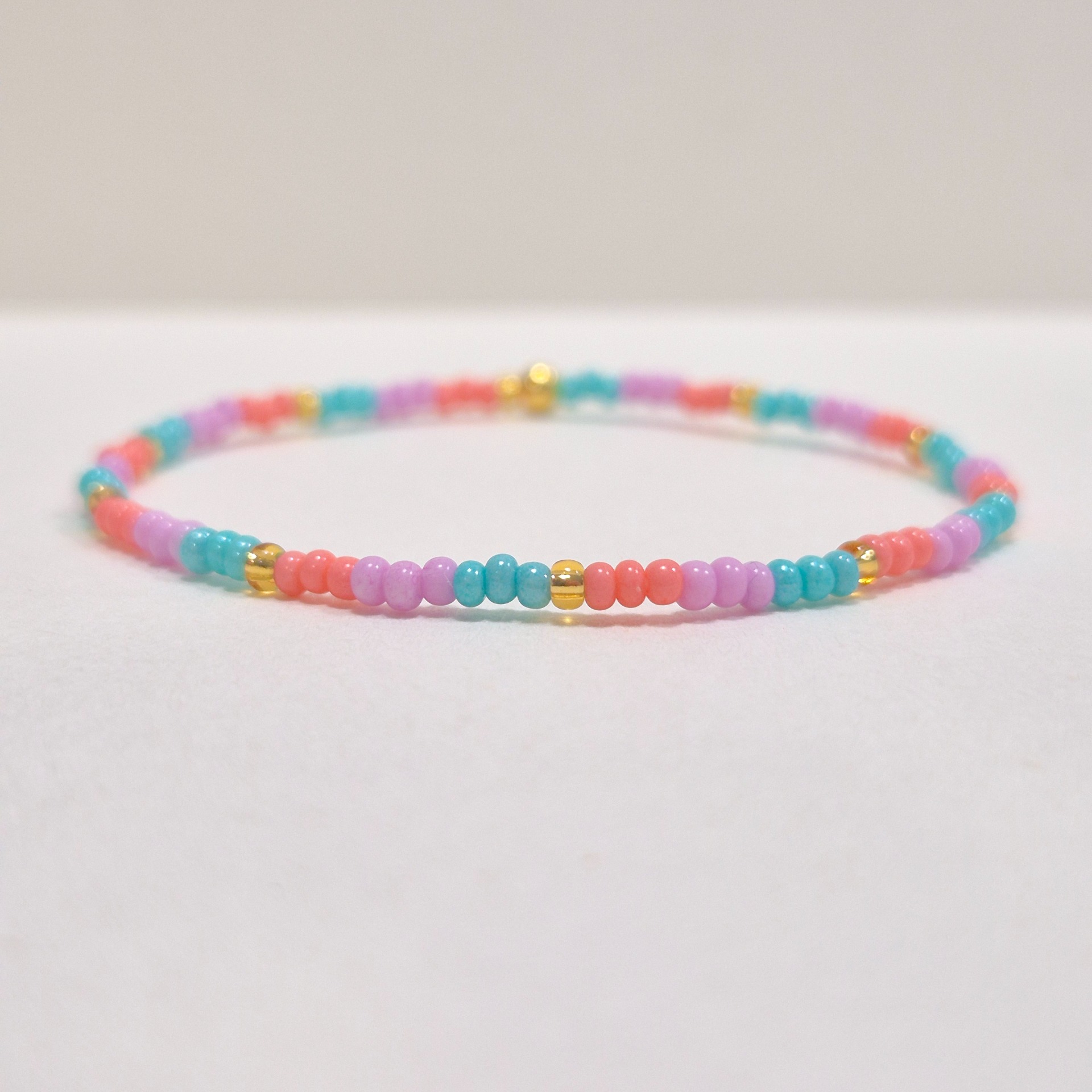 Korálkový náramek 